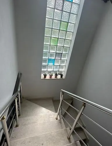 Tranquil Lakehouse 别墅 *