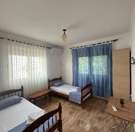 Villa Tranquil Lakehouse Shkodër